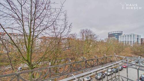 Ausblick vom Balkon - 