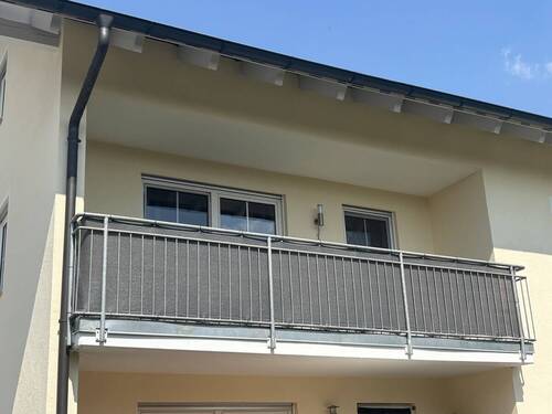 Balkon - Etagenwohnung mit 78,00 m&sup2; in Aidenbach zum Kaufen