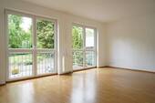 Wohnbereich mit Terrassenzugang - 