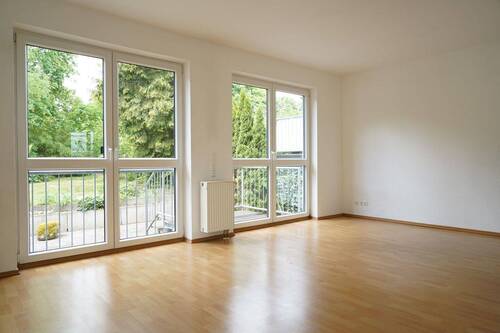 Wohnbereich mit Terrassenzugang - 