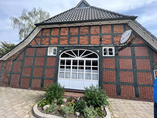 Bild 3 - Mehrfamilienhaus, Wohnhaus in Hatten