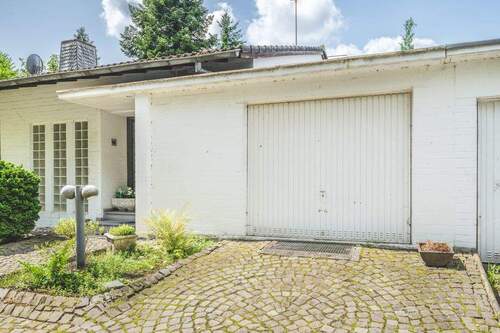 Garage - 