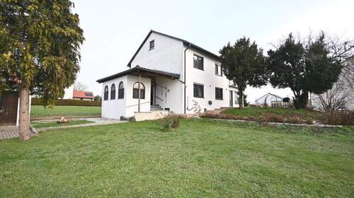Wohnen am Ortsrand - Zweifamilienhaus mit Weitblick - Tolles modernisiertes Zweifamilienhaus in herrlicher Lage von Meckenhausen, bei Hilpoltstein