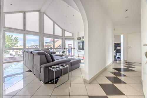 Wohnzimmer - 3 Zimmer Etagenwohnung zum Kaufen in Offenbach am Main