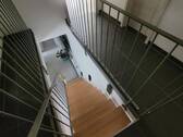 Treppe in Wohnung.jpg - 