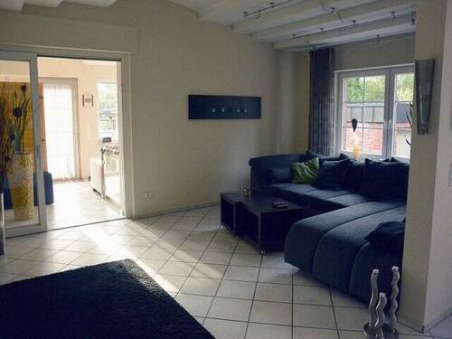 Wohnung I - Wohnzimmer - Mehrfamilienhaus, Wohnhaus mit 246,00 m&sup2; in Hamm zum Kaufen