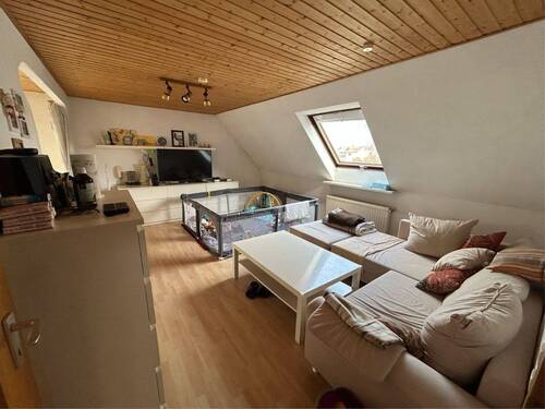 Zimmer 2 im DG - Einfamilienhaus mit 102,00 m&sup2; in Eckental zum Kaufen