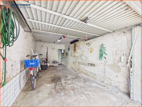 Garage - 