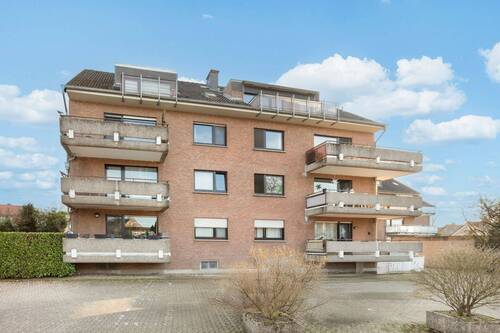 Wohnhaus Rückansicht - 