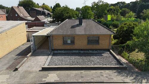 Straßenansicht - 4 Zimmer Einfamilienhaus zum Kaufen in Aldenhoven