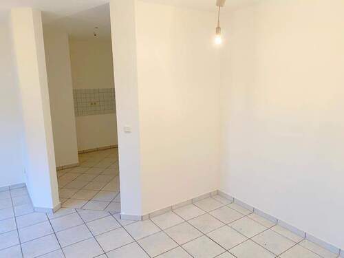 Wohnbereich und Küche - 