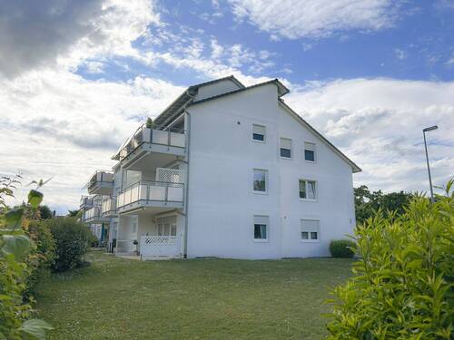 Außenansicht - Modernisiert & bezugsbereit - Großzügige 4 Zimmerwohnung mit 2 Balkonen und Tiefgarage
