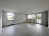 Wohnzimmer - 4 Zimmer Etagenwohnung zum Kaufen in Bad Rappenau