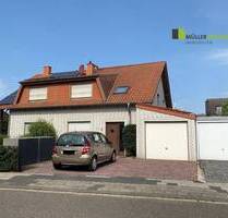 Gepflegtes Zweifamilienhaus mit Garage in guter Wohnlage von Eschweiler-Weisweiler
