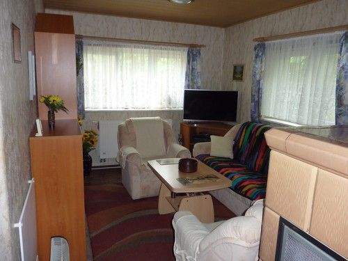 Wohnzimmer - 4 Zimmer Mehrfamilienhaus, Wohnhaus in Weißenfels