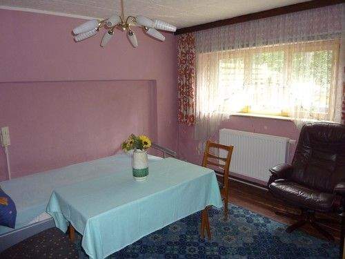 Zimmer im Untergeschoss - 