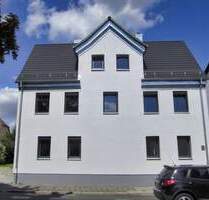 Charmante 3-Zimmer-Dachgeschoss-Wohnung mit Dachterrasse in Nürnberg-Schniegling