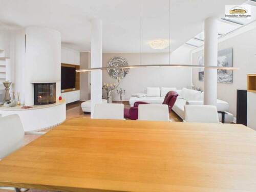 Wohnbereich OG - 1 Zimmer Mehrfamilienhaus, Wohnhaus zum Kaufen in Alzenau