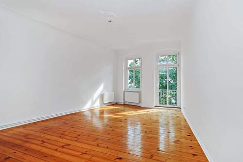 Wohnzimmer - 2 Zimmer Etagenwohnung zum Kaufen in Berlin