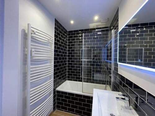 Badezimmer 2 - modernes Wohnen im Lutherviertel