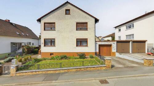 Straßenansicht - 6 Zimmer Einfamilienhaus zum Kaufen in Bad Nauheim