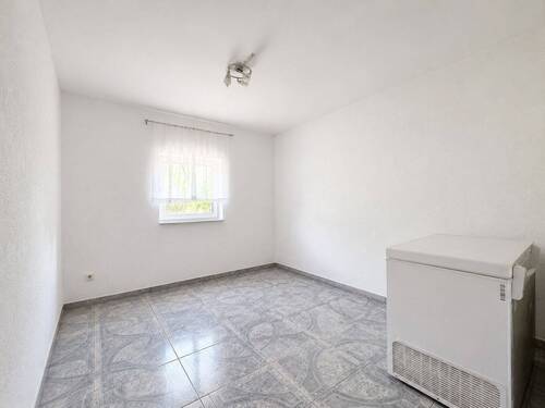 Zimmer UG R - 