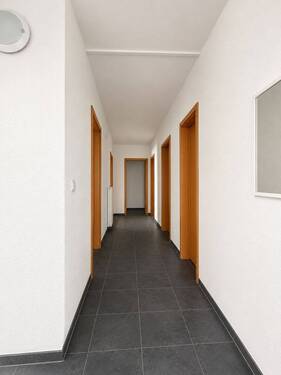 Flur EG R - Einfamilienhaus mit 240,00 m&sup2; in Nümbrecht zum Kaufen