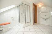 Obergeschoss Badezimmer - 