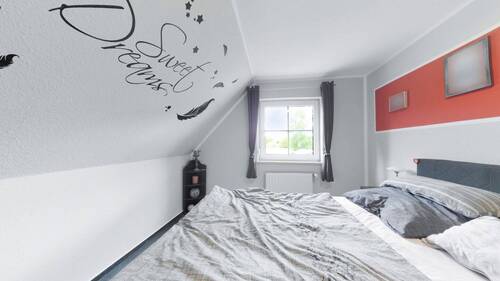 Schlafzimmer DG - 