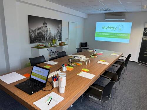 Seminarraum 35m² - Einfach arbeiten - flexibel, professionell & zentral in Darmstadt - All-in-Miete