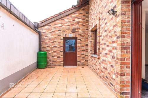 Innenhof - Doppelhaushälfte mit 110,00 m&sup2; in Heinsberg zum Kaufen