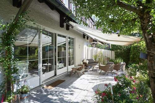 Gartenansicht Westen - 5 Zimmer Doppelhaushälfte zum Kaufen in München