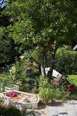 Garten - 5 Zimmer Doppelhaushälfte in München