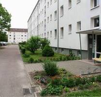 Ruhig gelegene 3-Raum-Wohnung mit Balkon - Riesa Gröba