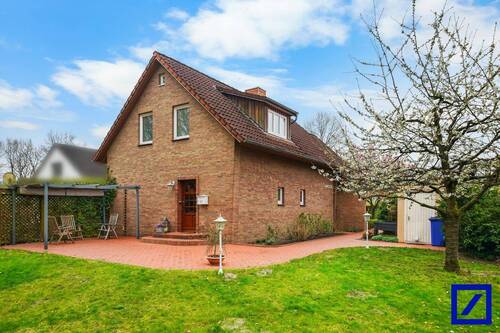 Rückansicht Haus - 4 Zimmer Einfamilienhaus in Kirchlinteln