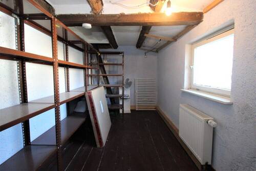 … mit Zugang zu … - 