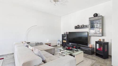 Wohnbereich - Etagenwohnung mit 76,00 m&sup2; in Mettlach zum Kaufen