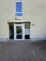 Hauseingang - Etagenwohnung mit 68,90 m&sup2; in Leipzig zur Miete