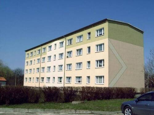 Das Wohnhaus von der Straße - Wohnen auf dem Lande - 290,00 EUR Kaltmiete, ca.  58,00 m² Wohnfläche
