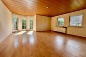 Wohnzimmer - Mehrfamilienhaus, Wohnhaus mit 240,00 m² in Havelsee zum Kaufen