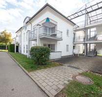 ** Charmante Dachgeschoss-Wohnung mit sonnigem Süd-Balkon und offenem Wohnkonzept ** - Weißenhorn