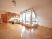 Wohn- / Ess- / Kochbereich - 2 Zimmer Etagenwohnung zum Kaufen in Weißenhorn