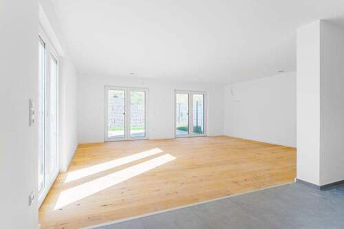 Wohnzimmer Haus a - 5 Zimmer Doppelhaushälfte in Lupburg