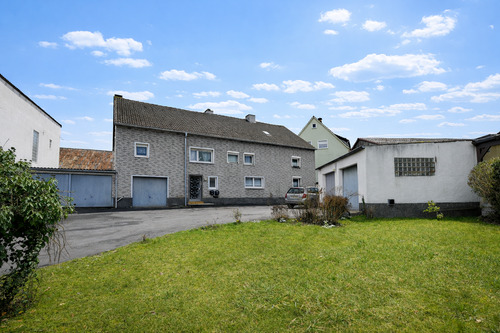 Frontansicht II - 1 Zimmer Mehrfamilienhaus, Wohnhaus zum Kaufen in Iserlohn