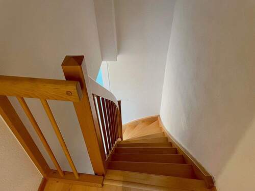 Treppe in Wohnung - 