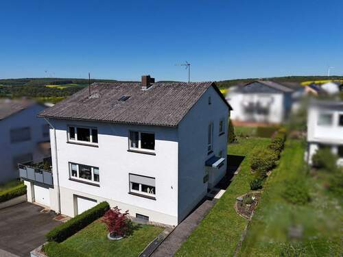 Außenansicht - Mehrfamilienhaus, Wohnhaus mit 160,00 m² in Kirchhain zum Kaufen