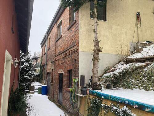 Rückgebäude - Mehrfamilienhaus, Wohnhaus mit 300,00 m&sup2; in Wilkau-Haßlau zum Kaufen