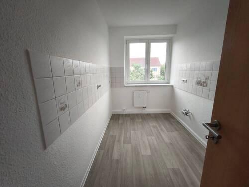 Wohnzimmer - 3 Zimmer Etagenwohnung zur Miete in Lutherstadt Eisleben
