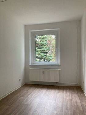 Kinderzimmer - 3 Zimmer Etagenwohnung zur Miete in Dessau-Roßlau