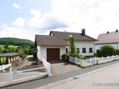 Außenansicht #01 - Traumgarten & XXL-Stellfläche! Idyllisches Einfamilienhaus mit Einliegerwohnung in Kirn-Sulzbach